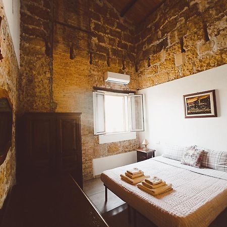Zyz Apartments La Kalsa Palermo Buitenkant foto