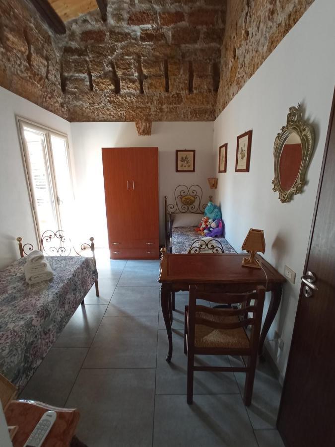 Zyz Apartments La Kalsa Palermo Buitenkant foto