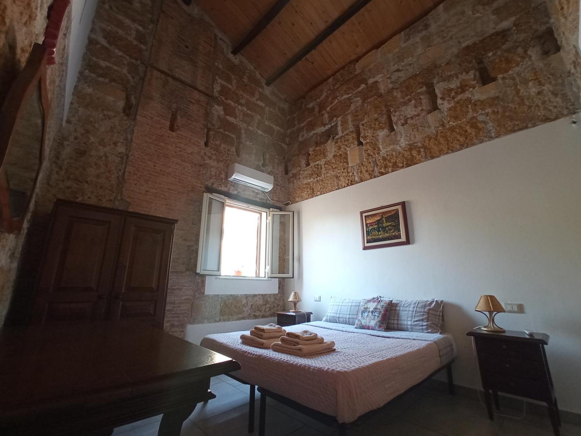 Zyz Apartments La Kalsa Palermo Buitenkant foto